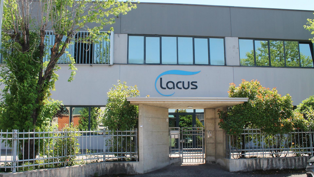 Lacus